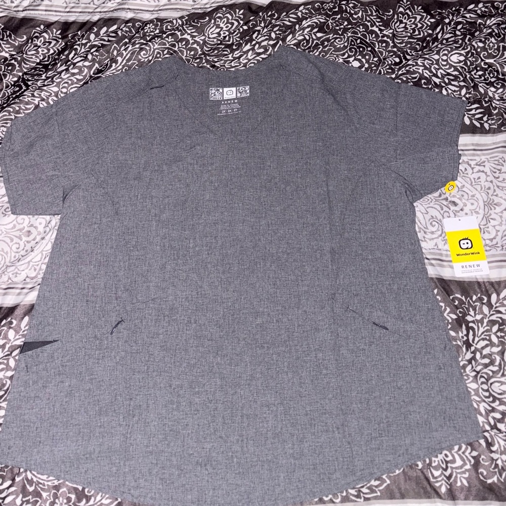 WonderWink brand scrub top